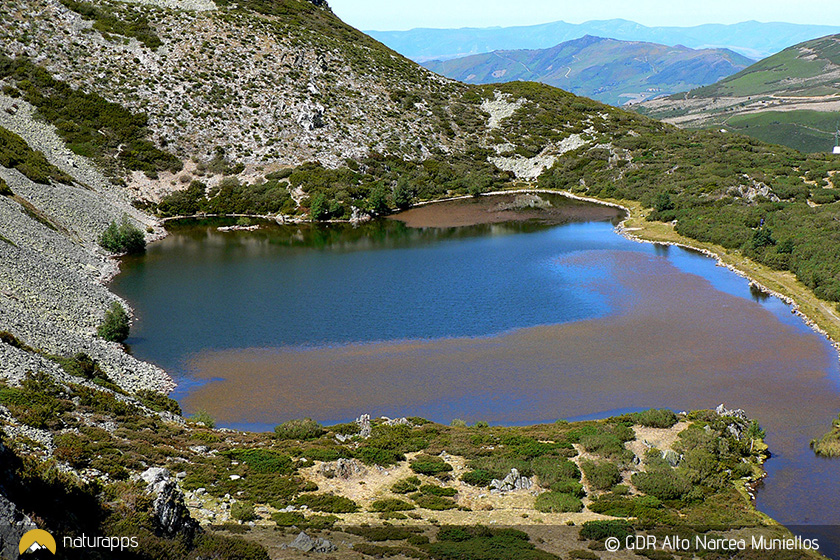 Cueto de Arbás, paisajes originados por los glaciares en la alta montaña de Fuentes del Narcea